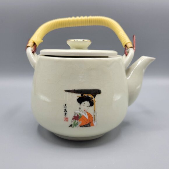 Vintage Japanese Ceramic Teapot & 5 Cups Set Geisha Design - Picture 7 of 16
